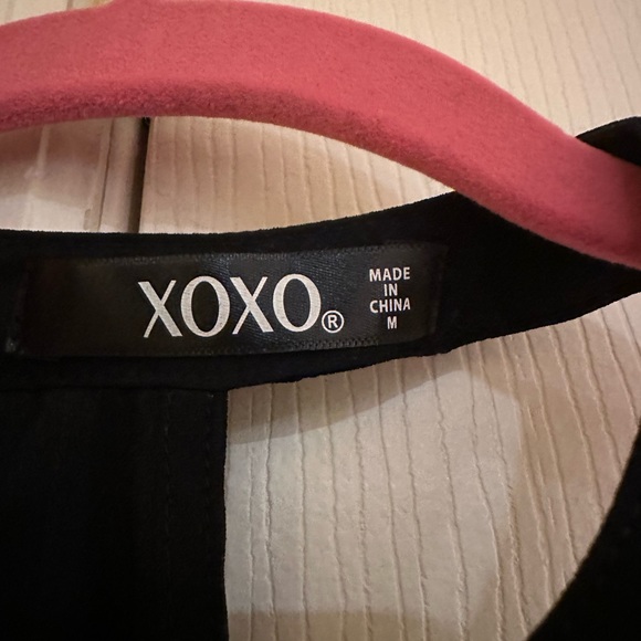 XOXO Size M blouse - Picture 3 of 3
